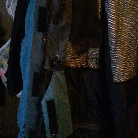 Sierra Designs lightweight windbreaker - Picture 5 of 6